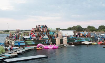 Barge 2018.jpg