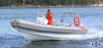 Nice inflatabe w/ v-hull